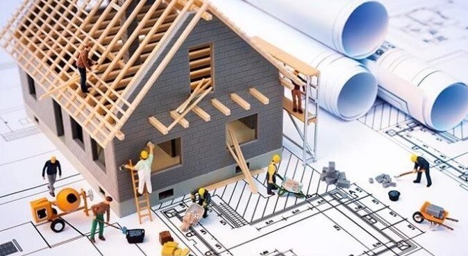 تصویری از طراحی نقشه ساختمان را نشان می دهد که یکی از اقدامات مهم قبل از هوشمند سازی ساختمان می باشد.